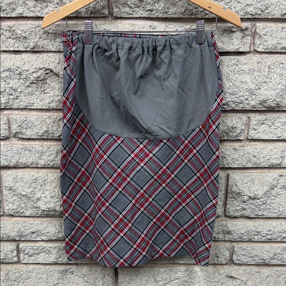 Elegant Gray and Red Plaid Pencil Skirt